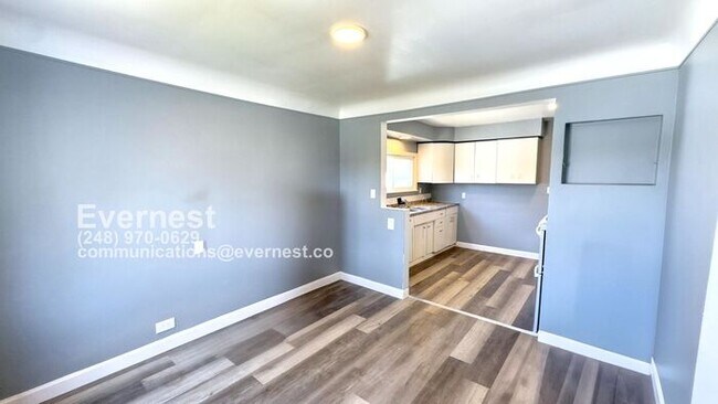 Foto del edificio - 2-Bedroom, 1-Bath Home in a Convenient Loc...