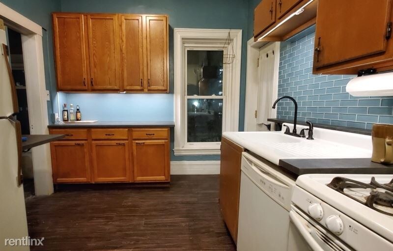 Primary Photo - 102 Garfield St