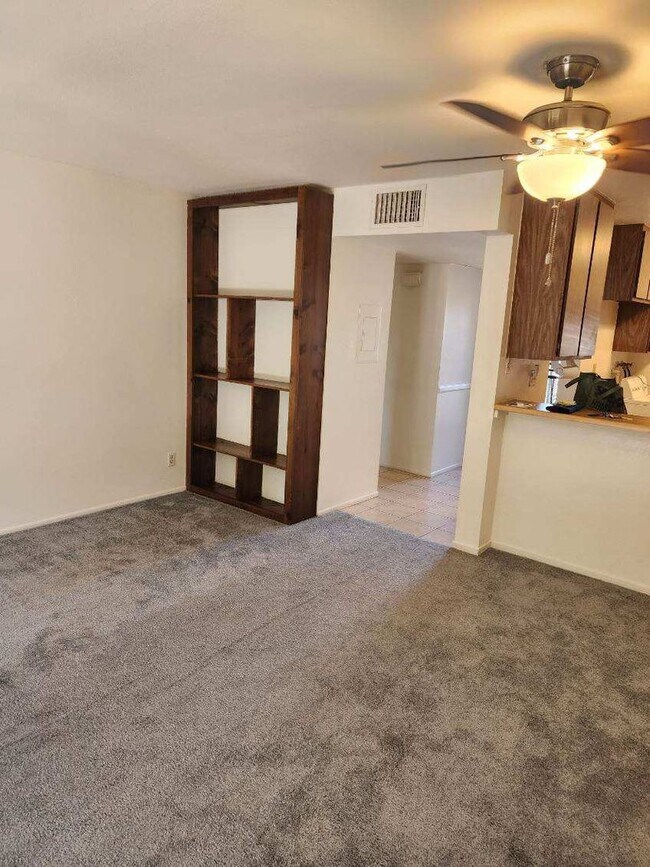 Foto del edificio - Beautiful home in Irvine for rent!