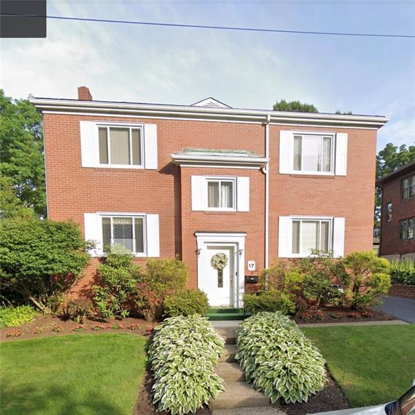Primary Photo - 17 S Bryant Ave