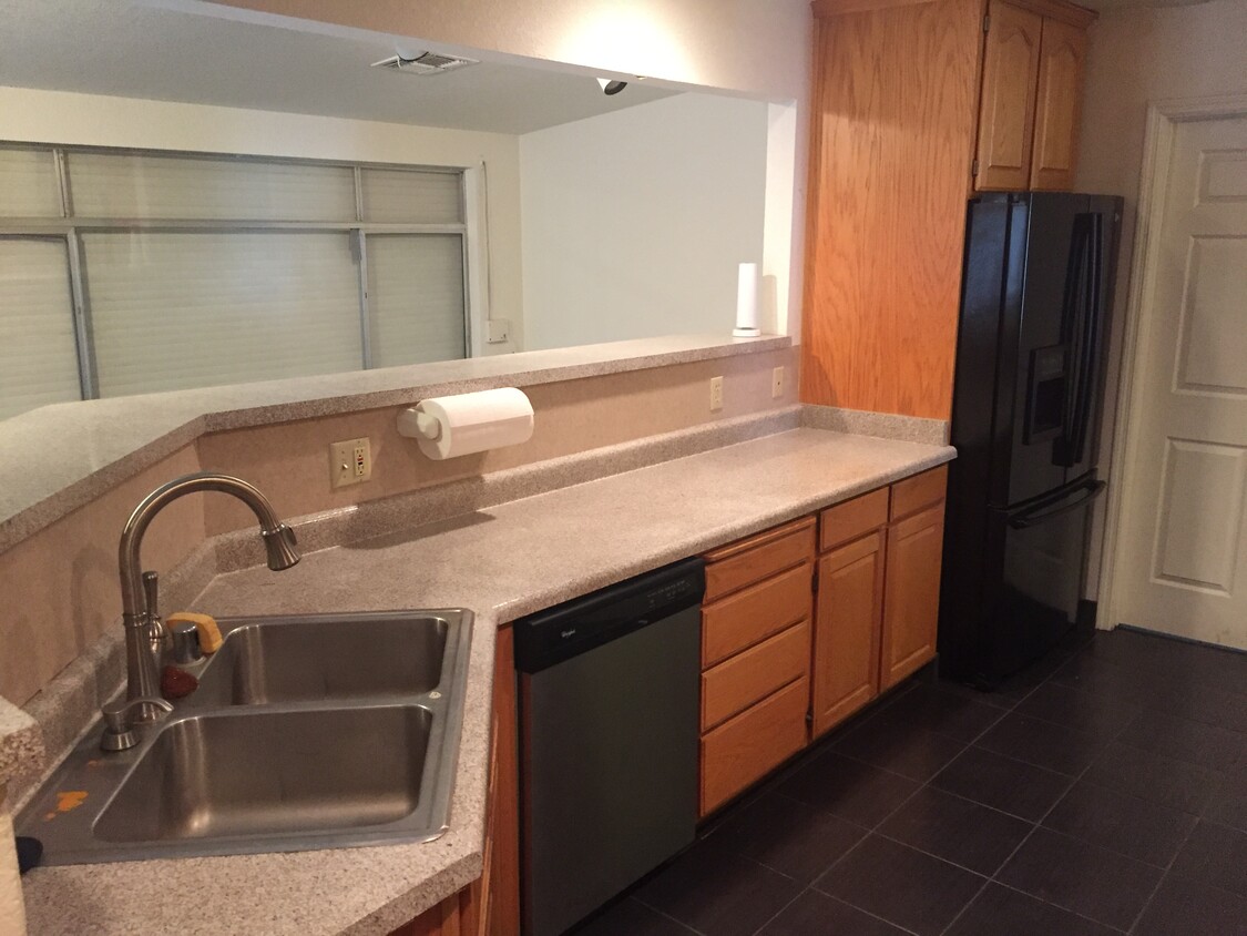 Kitchen with nook, upgraded dishwasher, fridge &amp; plenty of counter space - 604 Bonita Ave