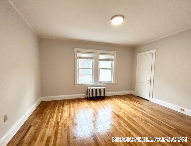 Foto del edificio - 120 Hillside St