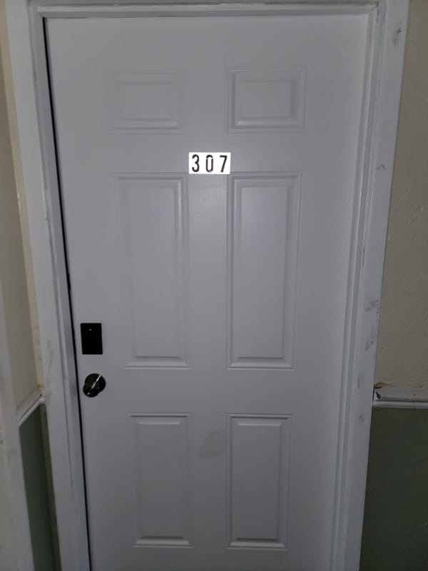 Foto del edificio - 13420 Euclid Ave