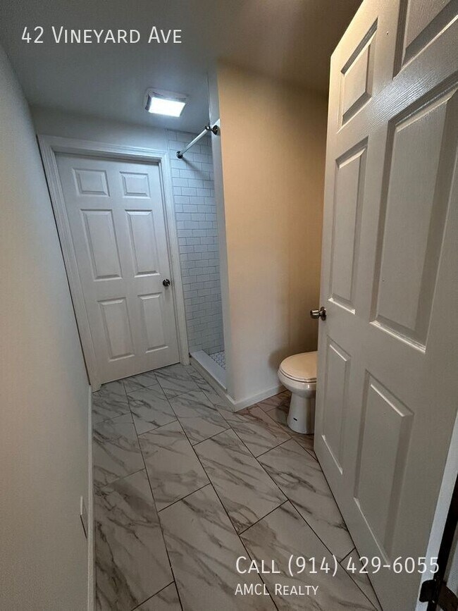 Photo - 42 Vineyard Ave Apartment