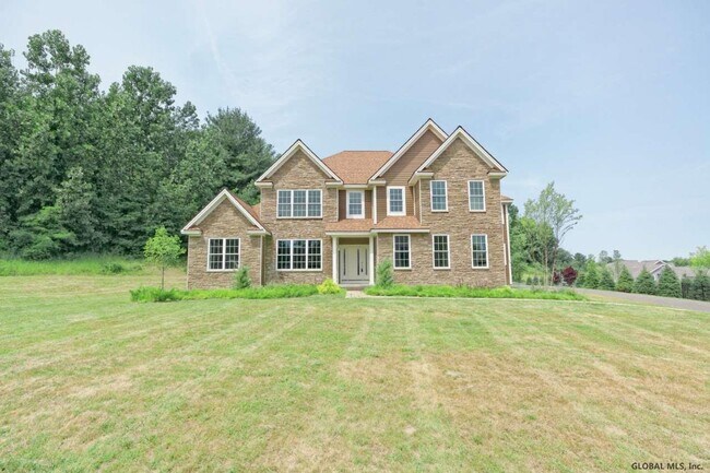 Building Photo - 909 Sussex Ct