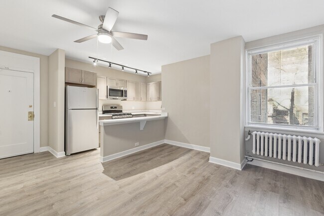 Foto del edificio - 432 W Belmont Ave