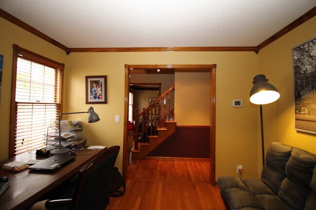 Foto del edificio - 4 Bed Home Premium Fixtures