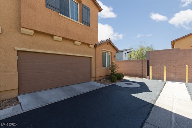 Building Photo - 1164 Campassole Ct