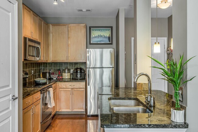 Building Photo - 3000 Vanderbilt Pl