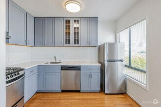 Building Photo - 50 Terra Vista Ave