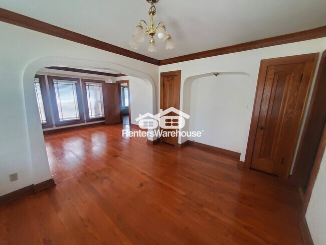 Foto del edificio - 502 W Oakland Ave