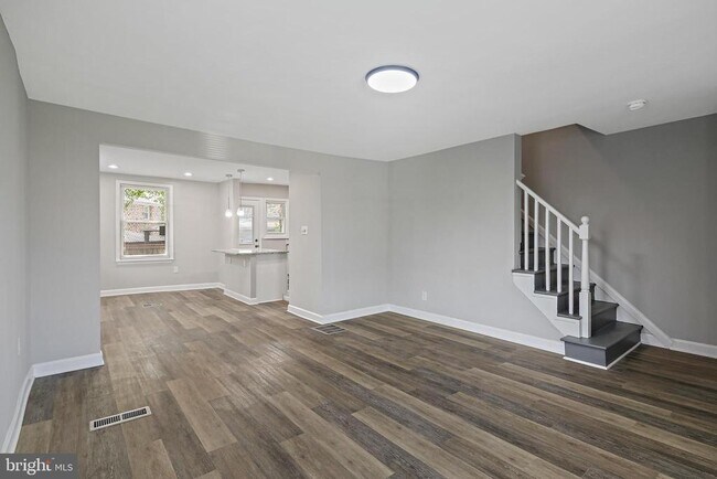 Foto del edificio - 5107 Laurel Ave