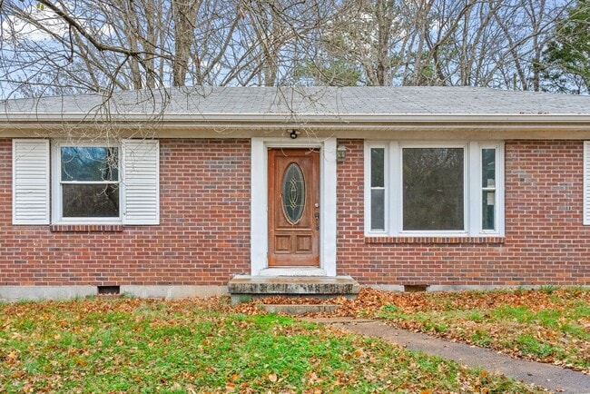 Building Photo - 3 Bedroom Pet Friendly Home For Rent!