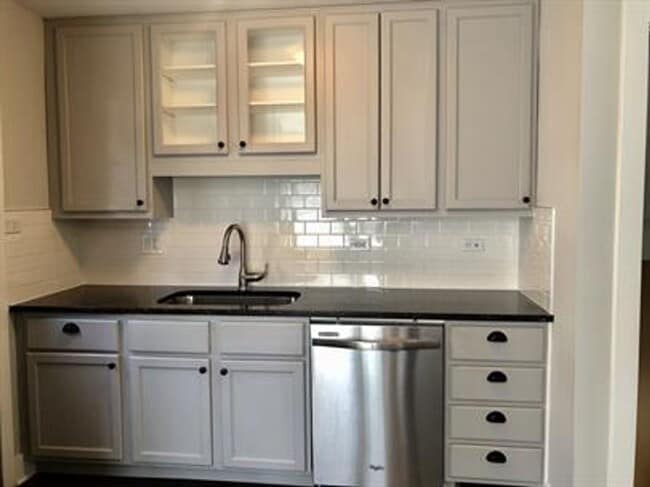 Building Photo - 4240-44 Gilbert