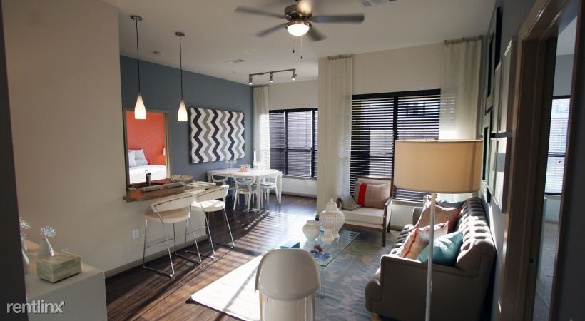 Foto principal - 2 br, 2 bath Condo - 777 Custer Rd