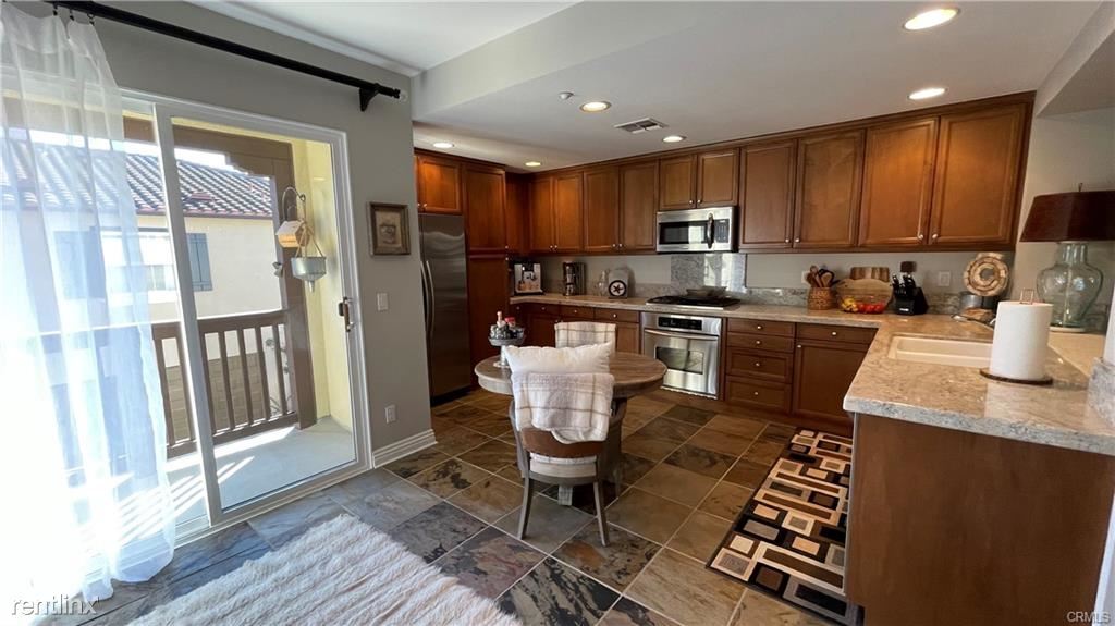 Primary Photo - 2 br, 2.5 bath House - 74 Paseo Luna