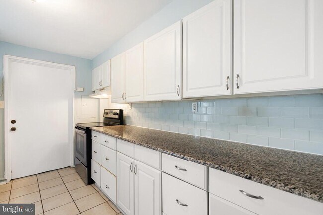 Foto del edificio - 7633 Allendale Dr