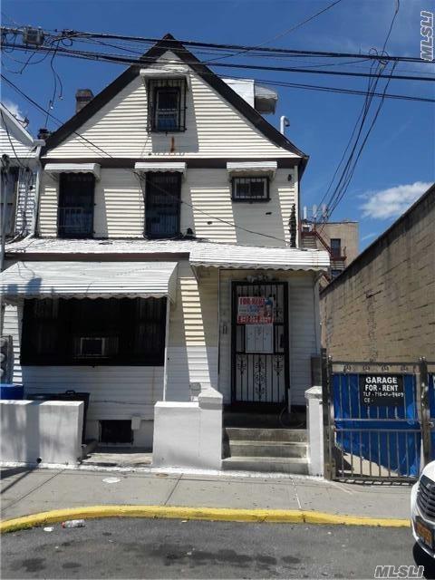 Building Photo - 101-21 44th Ave