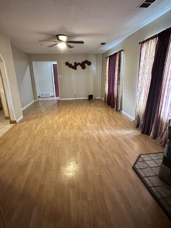 Foto del edificio - 10301 Rio Puerco Trail SW