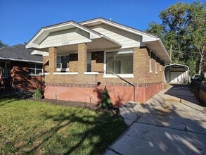 Building Photo - 2070 Monroe Blvd