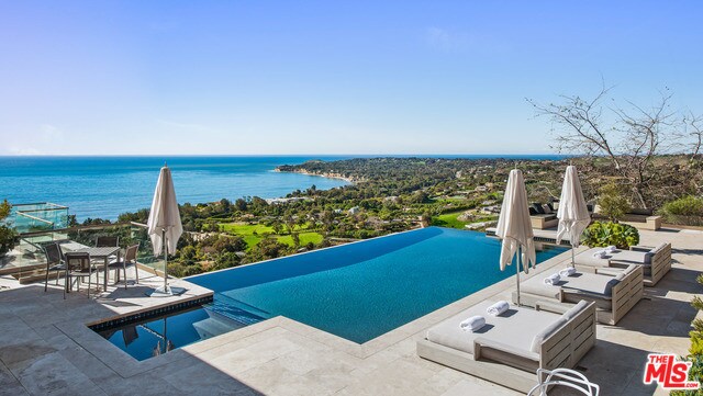 Foto principal - 27316 Winding Way