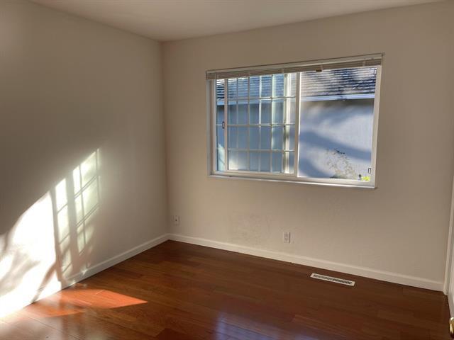 Building Photo - 22441 Walnut Cir S