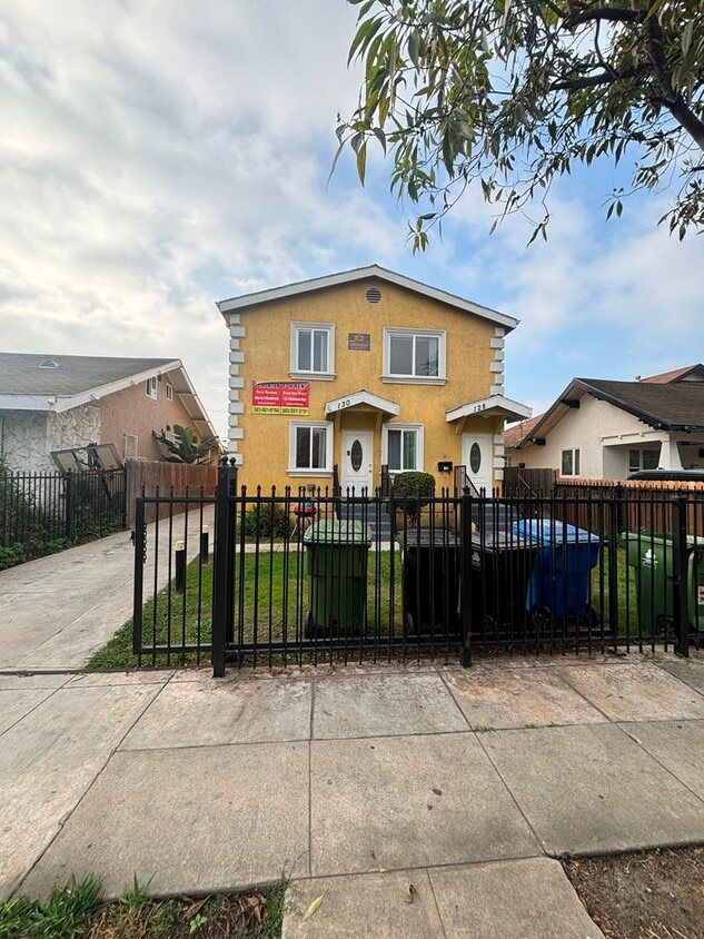 Foto principal - 128 E 62nd St