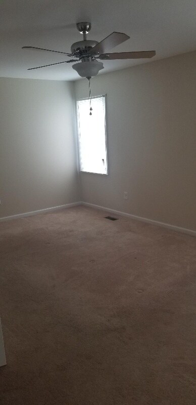 Foto del edificio - 801 Burcale Rd