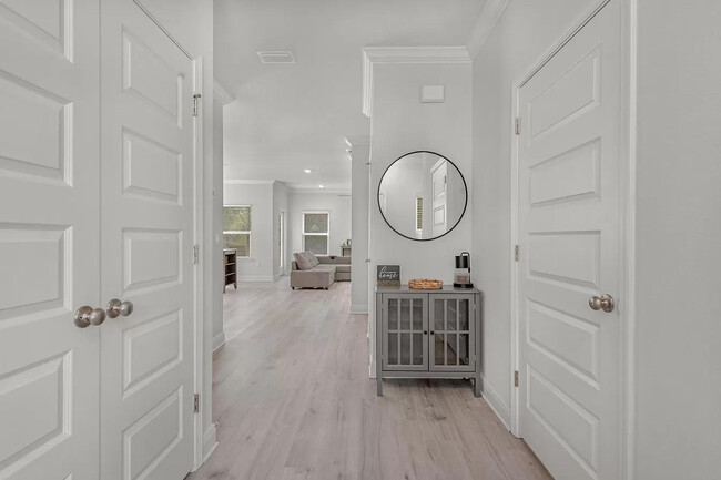 Building Photo - 183 Hammock Oaks Blvd