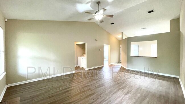 Building Photo - 4208 Polo Ct