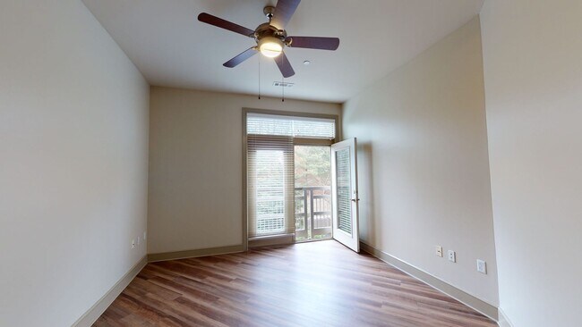 Interior Photo - Charles River Landing