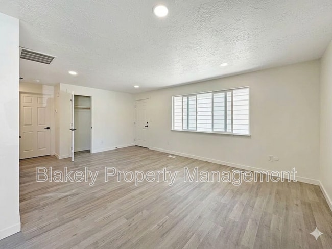 Building Photo - 1243 S Security Ln
