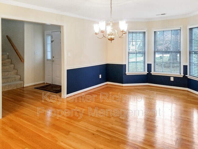Foto del edificio - 7704 Middlefield Mews