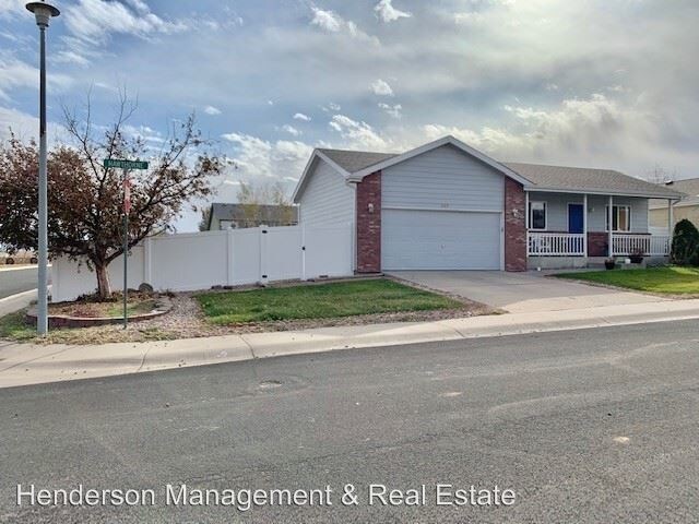 Foto del edificio - 3 br, 2 bath House - 380 E Hawthorn St.
