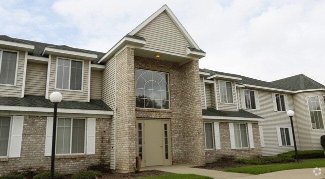 Building Photo - Meadow Springs Apartments