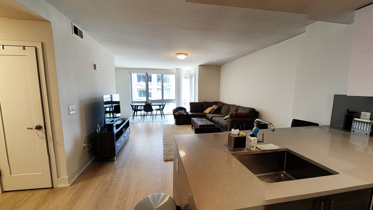 201 Marin Blvd Unit 7010, Jersey City, NJ 07302 Condo for Rent in Jersey City, NJ