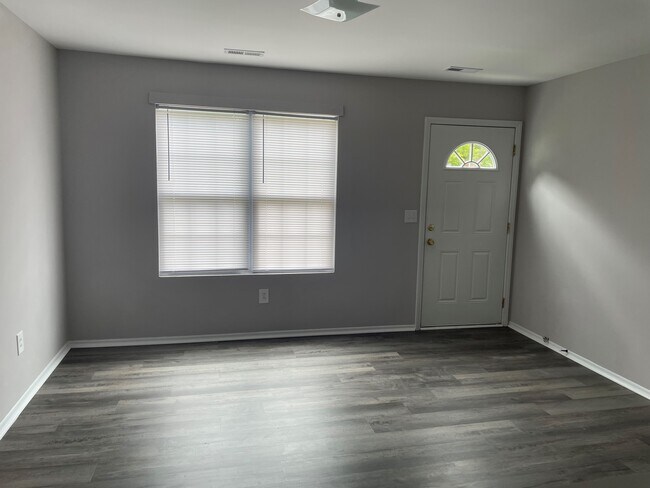 Foto del edificio - 528 S Boyd St