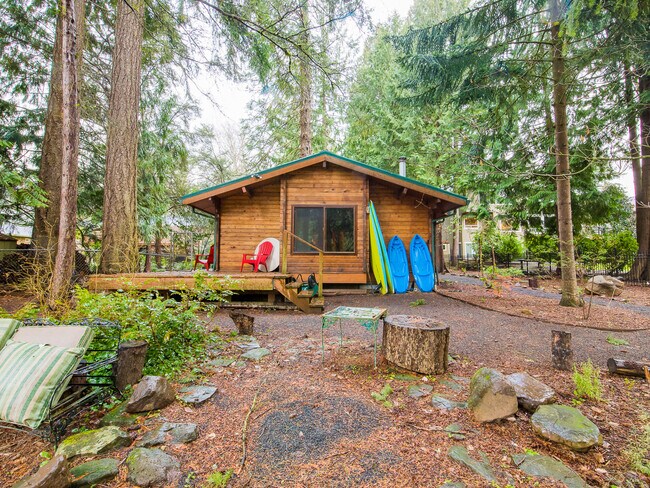 Foto del edificio - 4546 Dogwood Dr