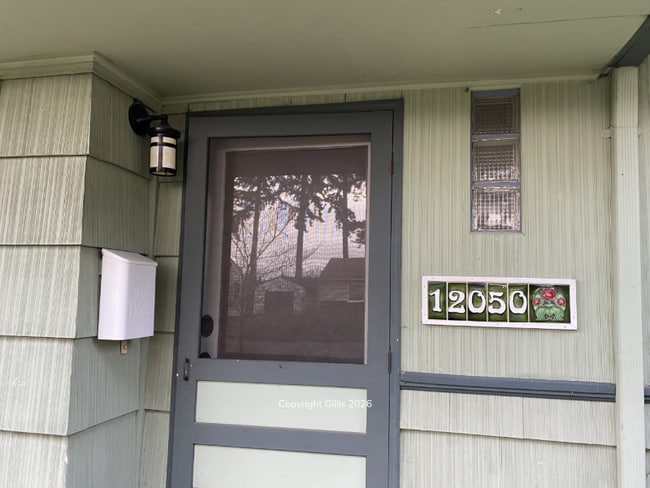 Photo - 12050 NE Broadway House