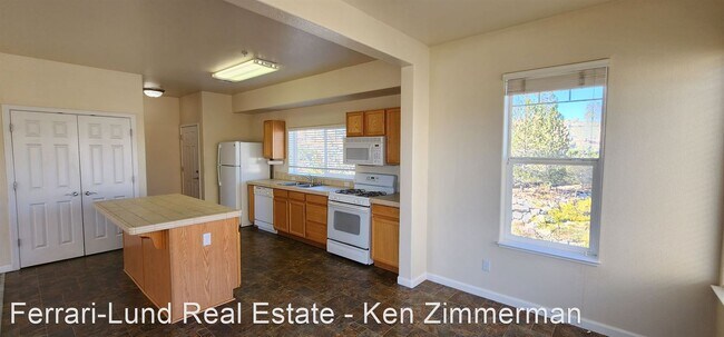 Foto del edificio - 3 br, 2.5 bath House - One Time - 360 Andr...