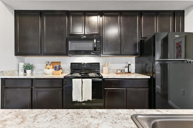 Building Photo - Rosewood Village