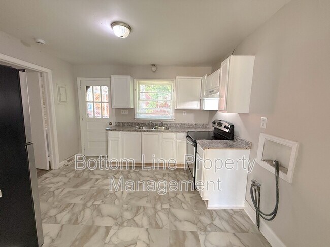 Foto del edificio - 1408 Dean St