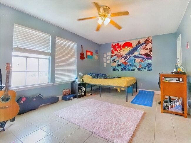 Building Photo - "Charming 3-Bedroom Home with Spacious Interior in San Marcos – Discover 1371 Sq Ft of Comfort!"