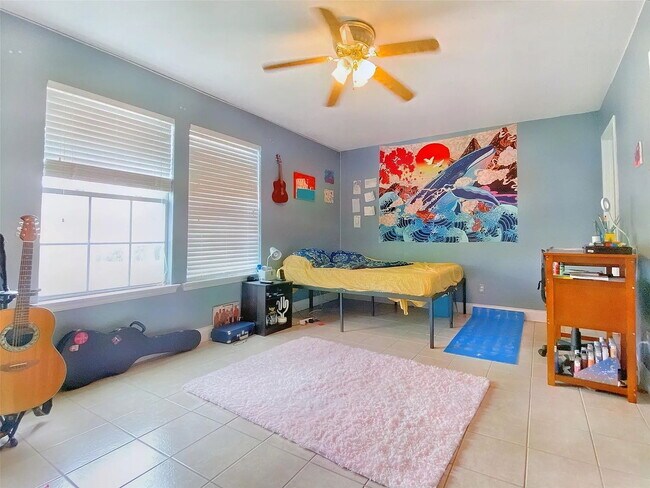 Foto del edificio - "Charming 3-Bedroom Home with Spacious Interior in San Marcos – Discover 1371 Sq Ft of Comfort!"