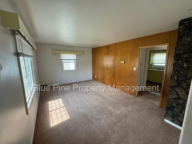 Foto del edificio - 115 Sunset Drive