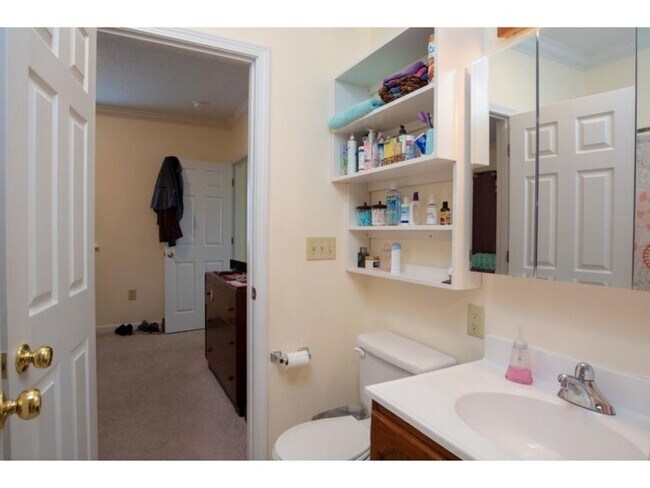 Foto del edificio - 1801 Indian Ridge Rd