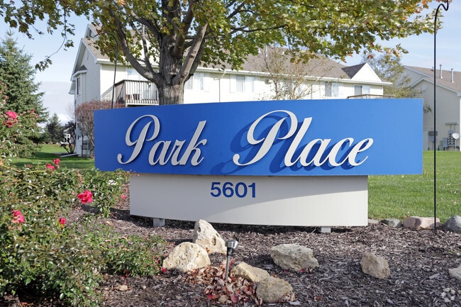 Building Photo - Park Place Apartments