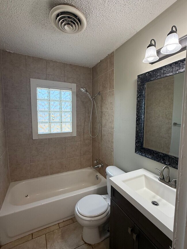 Foto del edificio - 2613 40th St