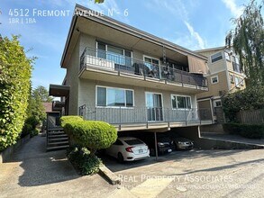 Building Photo - 4512 Fremont Ave N