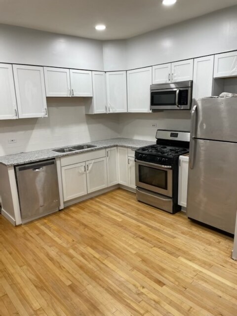 Building Photo - 4147 N Monticello Ave